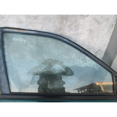  Стекло двери передней правой к  Mitsubishi  Space Wagon,  1996