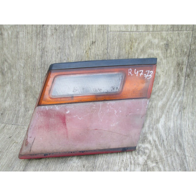  Фонарь крышки багажника правый к  Nissan  Primera,  1993
