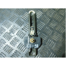  Механизм регулировки высоты ремня безопасности к  Audi  100,  1989