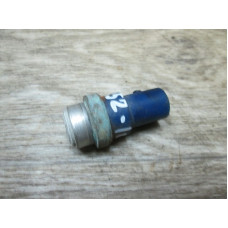  Датчик температуры к  Volkswagen  Passat,  2001