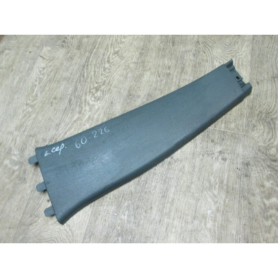  Обшивка стойки центральной левой к  Renault  Scenic,  1999