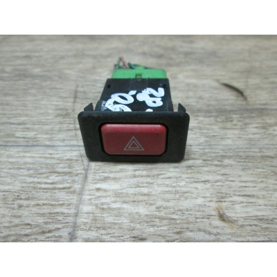  Кнопка (выключатель) к  Mitsubishi  Pajero,  1999