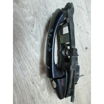  Ручка наружная передняя левая к  Mercedes  C W203,  2002