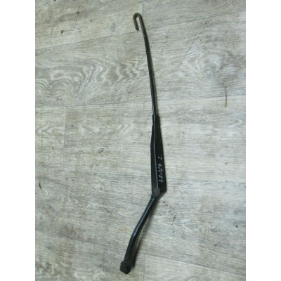  Щеткодержатель (поводок стеклоочистителя, дворник) к  Opel  Omega,  1998