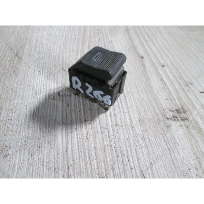  Кнопка стеклоподъемника к  Audi  A4,  1997