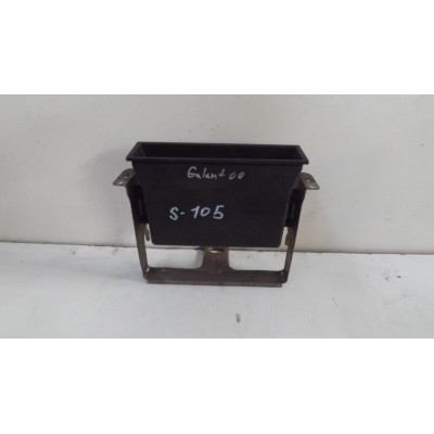  Вещевой ящик центральной консоли к  Mitsubishi  Colt,  1998