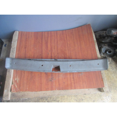  Обшивка багажника к  Daewoo  Nubira,  2000