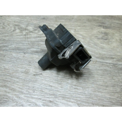  Катушка зажигания к  Volkswagen  Passat,  2000