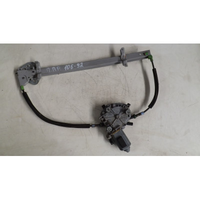  Стеклоподъемник электрический передний правый к  Ford  Escort,  1998