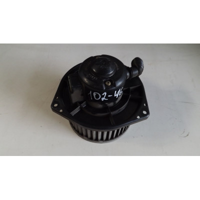  Моторчик печки к  Nissan  Sunny,  1993