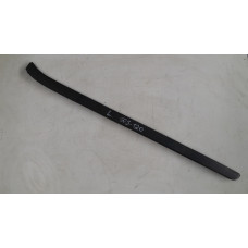  Молдинг стекла лобового к  Ford  Mondeo,  1998
