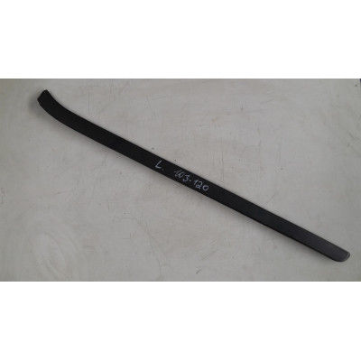  Молдинг стекла лобового к  Ford  Mondeo,  1998