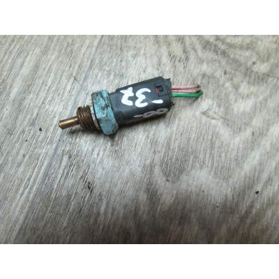  Датчик температуры охлаждающей жидкости к  Renault  Scenic,  1999