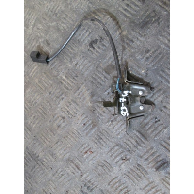  Замок багажника к  Alfa Romeo  146,  1999