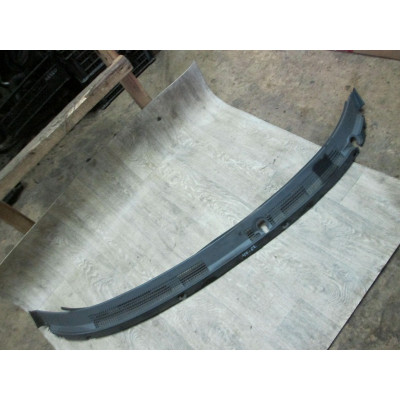  Дождевик к  Mitsubishi  Space Wagon,  1996