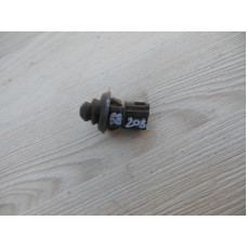  Выключатель концевой (концевик) к  Renault  Megane,  1997