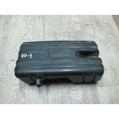  Фильтр воздушный к  Mitsubishi  Space Wagon,  1996