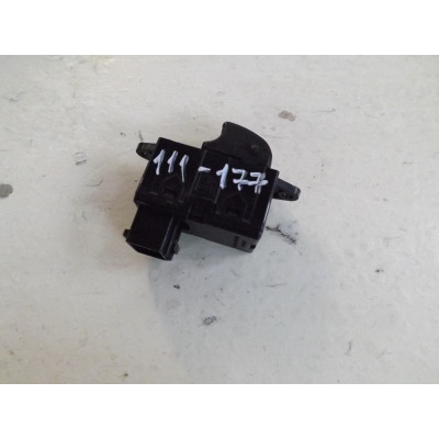  Кнопка стеклоподъемника к  Daewoo  Leganza,  1997