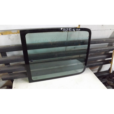  Стекло кузовное боковое правое к  Citroen  Berlingo,  1998