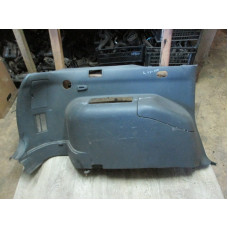  Обшивка багажника к  Mitsubishi  Space Wagon,  1996