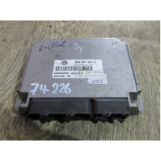  Блок управления двигателем к  Volkswagen  Passat,  1999