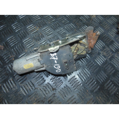  Замок багажника к  Mercedes  E W210,  2001