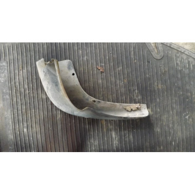  Брызговик к  Dodge  Grand Caravan,  2002