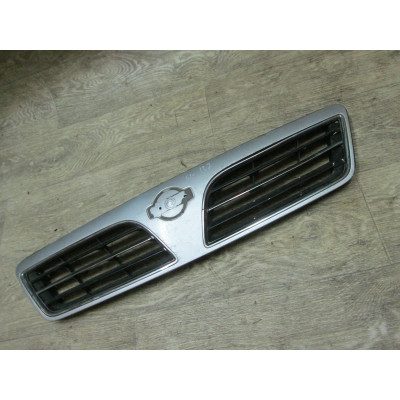  Решетка радиатора к  Nissan  Maxima,  1997