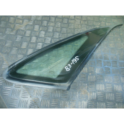  Стекло кузовное боковое правое к  Renault  Laguna,  1998