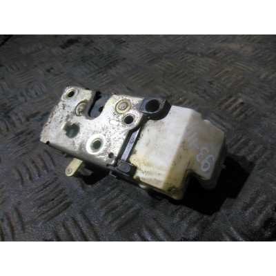  Замок двери передней левой к  Alfa Romeo  146,  1999