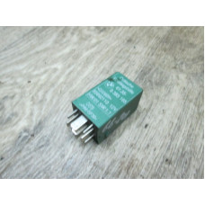  Реле поворотов к  BMW  7 E38,  1999