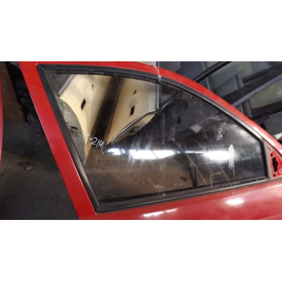  Стекло двери передней правой к  Renault  Megane,  1998