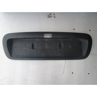  Накладка под номер к  Renault  Megane,  1999