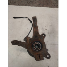  Кулак поворотный левый к  Mitsubishi  Space Star,  1998