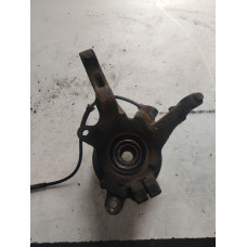  Кулак поворотный правый к  Mitsubishi  Space Star,  1998