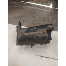  Корпус воздушного фильтра к  Mitsubishi  Space Star,  1998