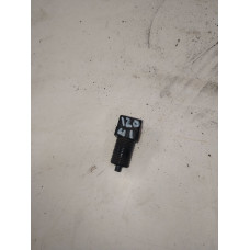  Датчик педали тормоза (лягушка) к  Mitsubishi  Space Star,  1998