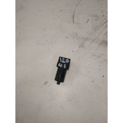 Датчик педали тормоза (лягушка) к  Mitsubishi  Space Star,  1998