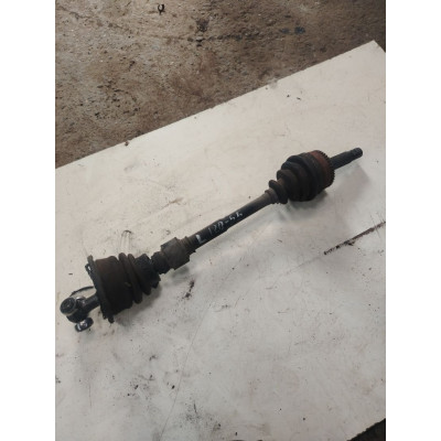  Полуось передняя левая (приводной вал, шрус) к  Mitsubishi  Space Star,  1998