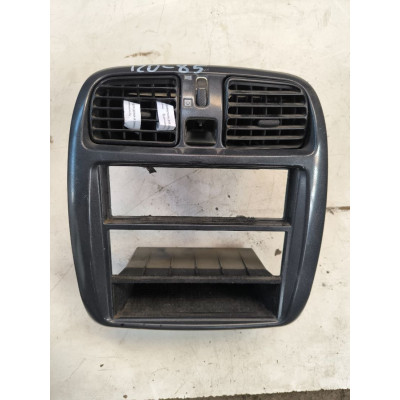  Накладка декоративная центральной консоли к  Mitsubishi  Space Star,  1998