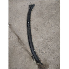  Дождевик к  Mitsubishi  Space Star,  1998