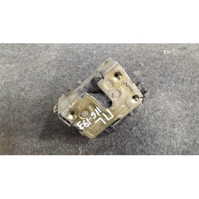  Замок двери передней левой к  Renault  Megane,  1998