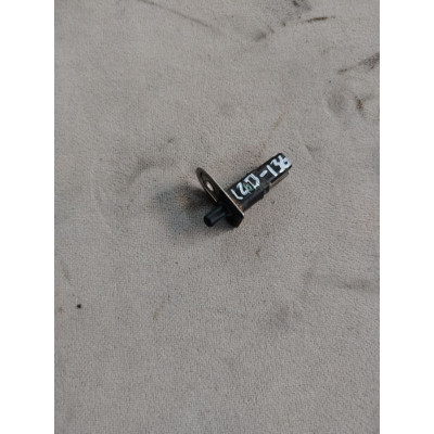 Выключатель концевой (концевик) к  Mitsubishi  Space Star,  1998