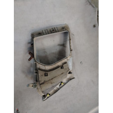  Обшивка багажника к  Mitsubishi  Space Star,  1998