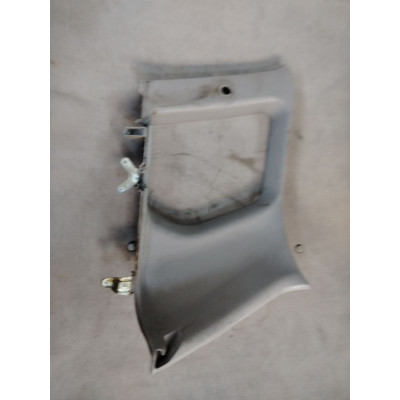  Обшивка багажника к  Mitsubishi  Space Star,  1998