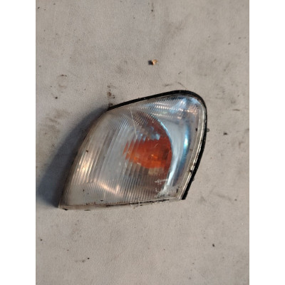  Поворотник левый к  Mitsubishi  Space Star,  1998