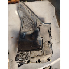  Обшивка багажника к  Mitsubishi  Space Star,  1998