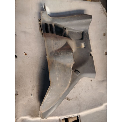  Обшивка багажника к  Mitsubishi  Space Star,  1998