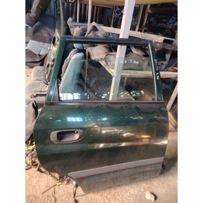 Дверь задняя распашная правая к  Mitsubishi  Space Star,  1998