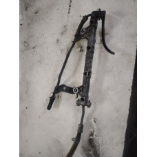  Топливная рампа к  Mitsubishi  Space Star,  1998